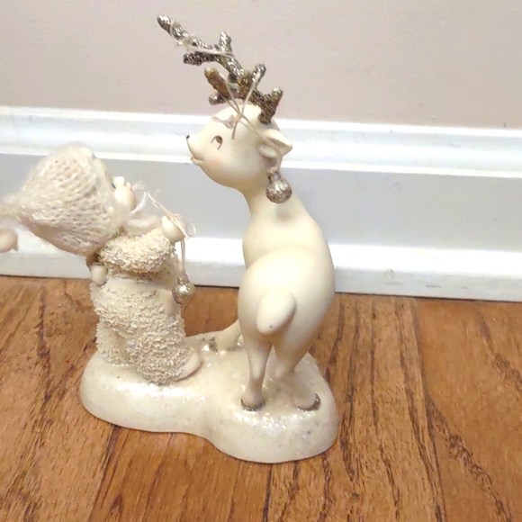 Department 56 Snowbabies "Add a Little Sparkle" Figurine - Picture 3 of 8